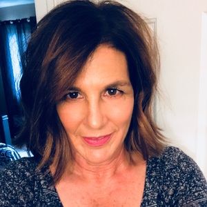 Meet your Posher, Lori